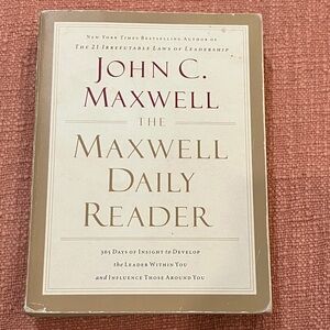 John C. Maxwell The Maxwell Daily Reader - softCover - 365 days of insight